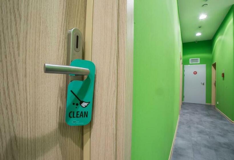 اتاق استاندارد, Safestay Warsaw Old Town