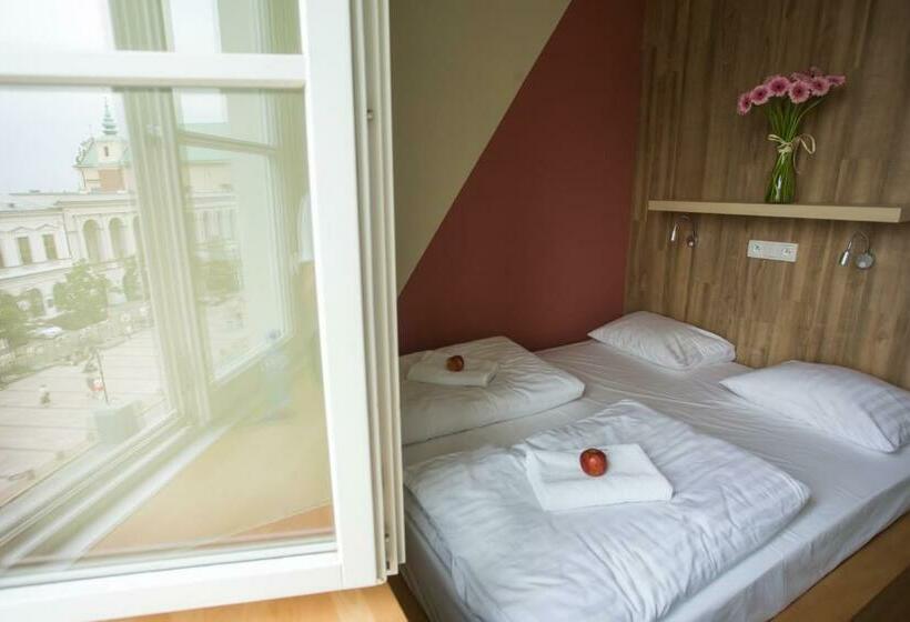 اتاق استاندارد, Safestay Warsaw Old Town