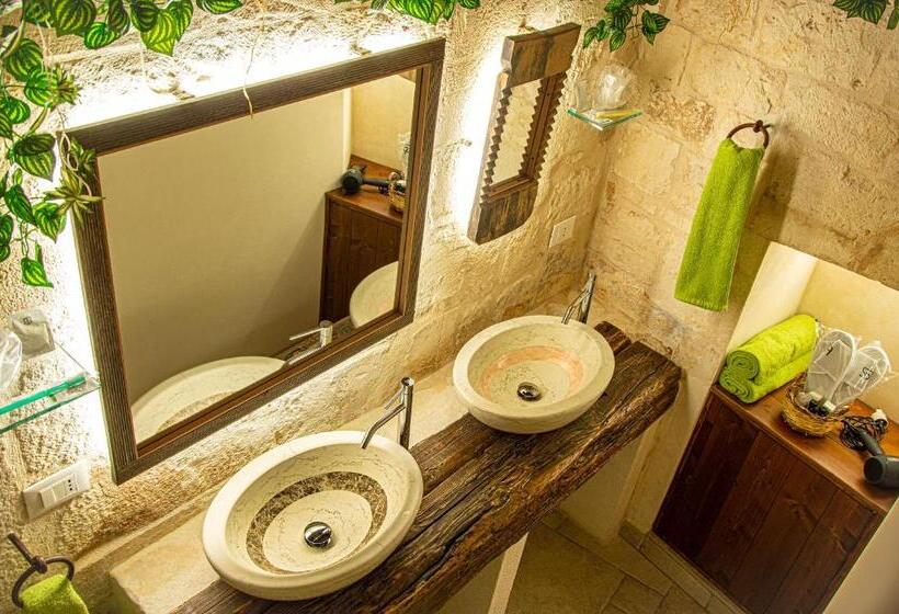 Superior Oda, Relais Santa Maria