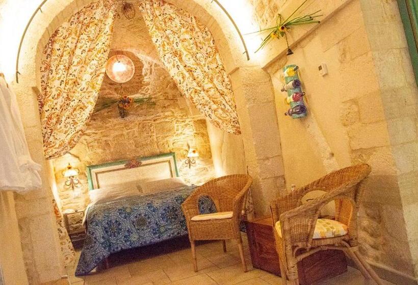 Superior Oda, Relais Santa Maria