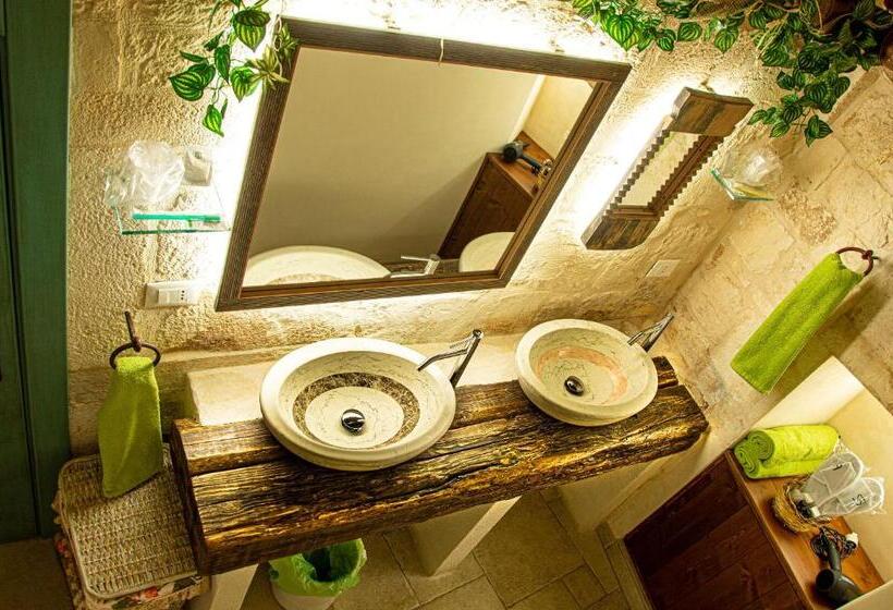 Superior Oda, Relais Santa Maria