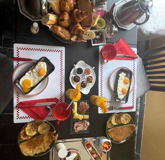 バスタブ付きスタンダードルーム, Le Chateau De Frankie Spas Saunas