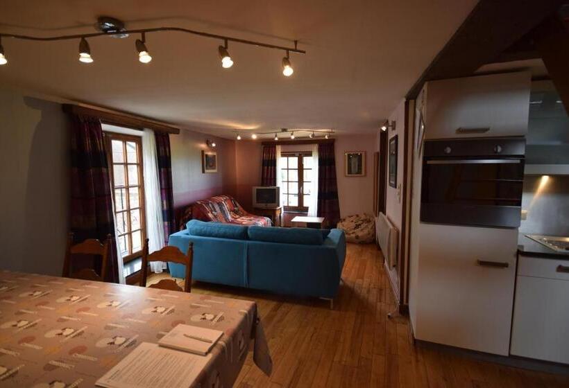 2ベッドルームハウス, Le Chateau De Frankie Spas Saunas