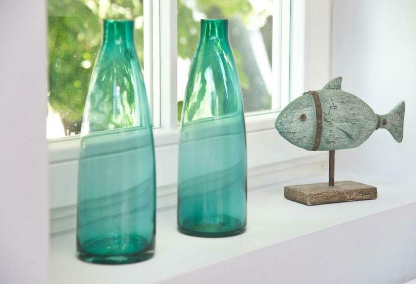 اتاق کلاسیک چهارنفره, Port Sopot