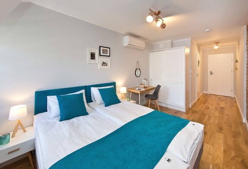 اتاق سوپریور, Port Sopot