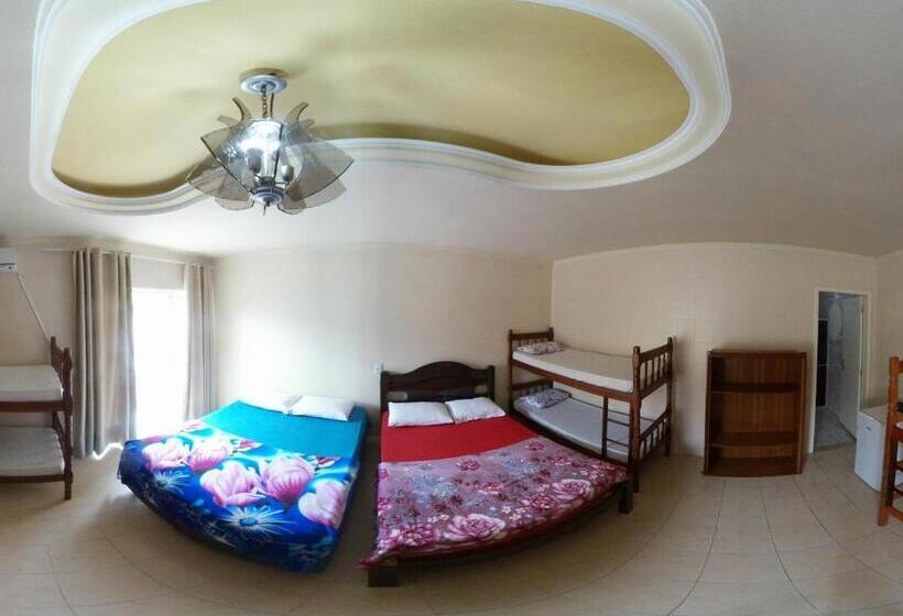 سوییت خانوادگی, Pousada Parque Praia