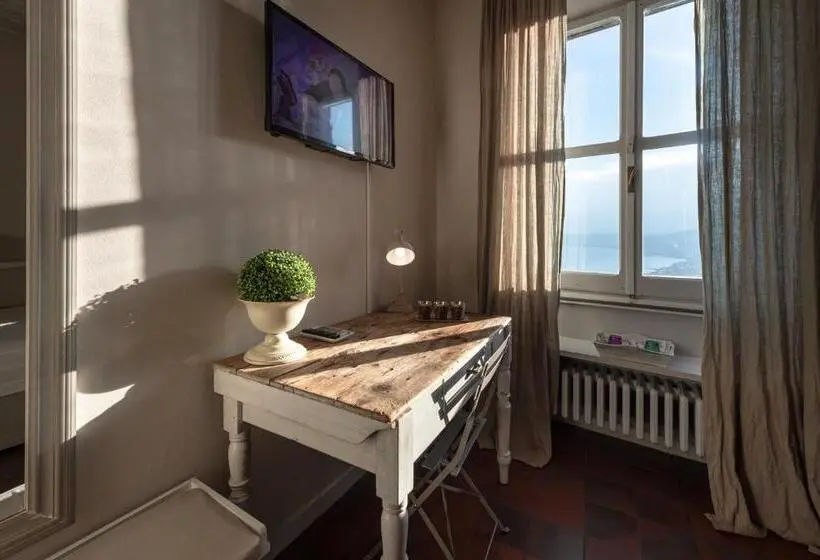 デラックスルーム, Locanda Antica Osteria Saracena Del Bergallo