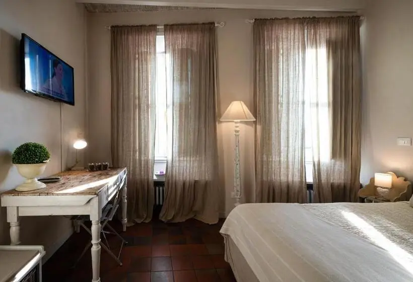 デラックスルーム, Locanda Antica Osteria Saracena Del Bergallo