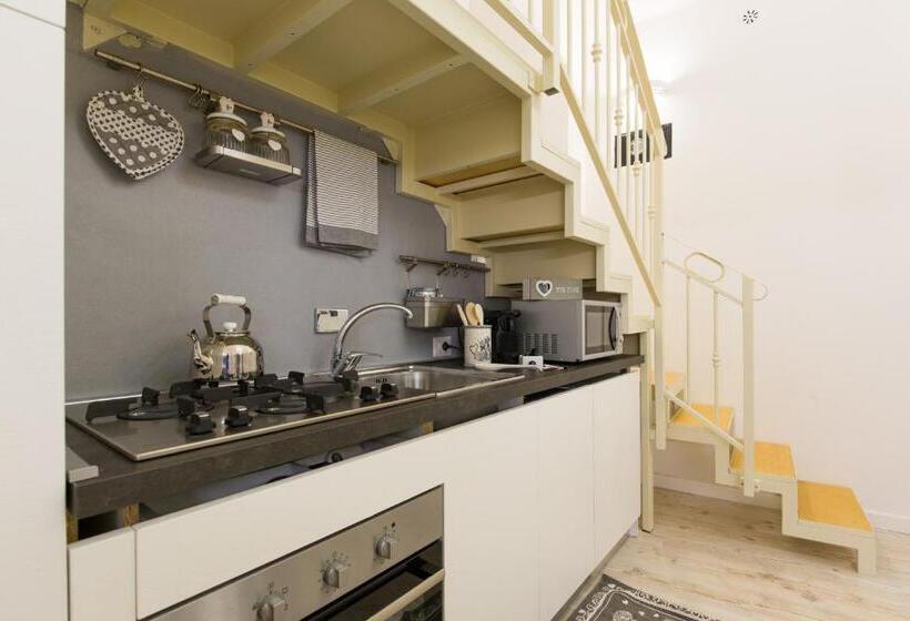 סוויטת ג'וניור בקומת קרקע, Navona Open Space Apartments