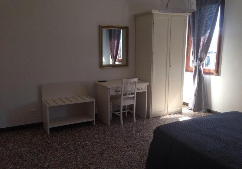 Camera Economy Bagno Condiviso, Corte Loredana