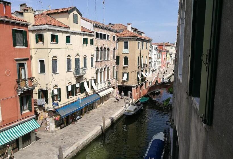 Camera Standard Bagno Condiviso, Corte Loredana