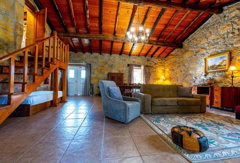 کلبه ییلاقی, Quinta Do Quinto