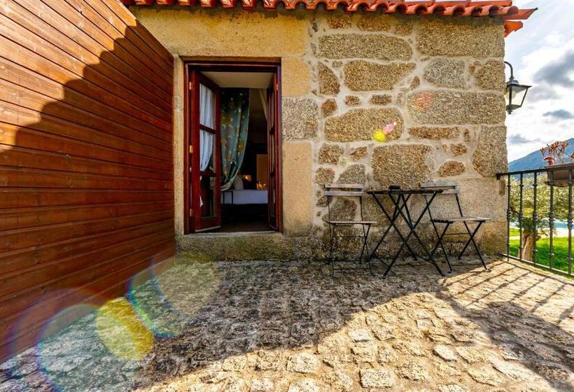 اتاق استاندارد با چشمانداز کوهستان, Quinta Do Quinto