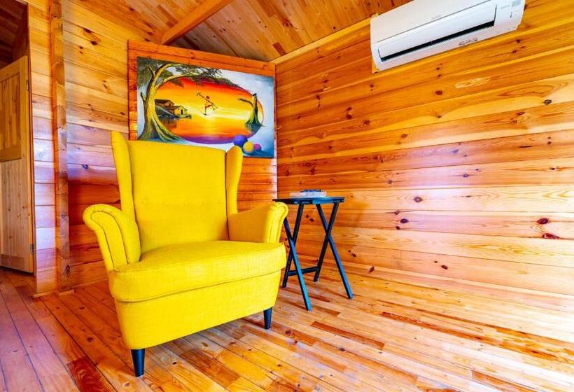 بانگلوی استاندارد, Quinta Do Quinto