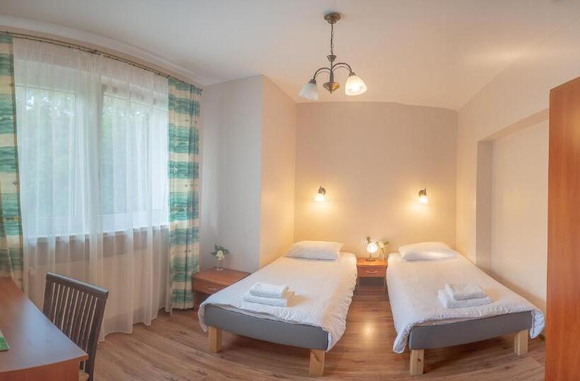 اتاق اکونومی, Dom Wczasowy Beskidy