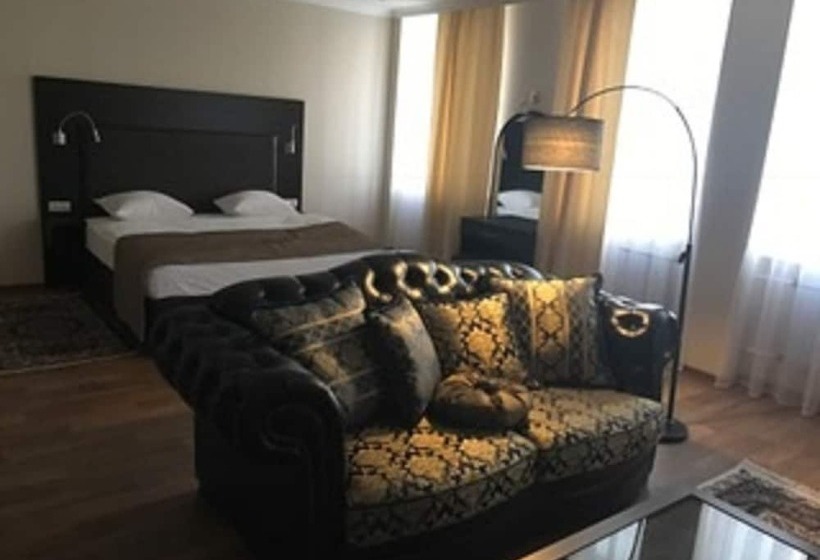 سوییت, Strannik