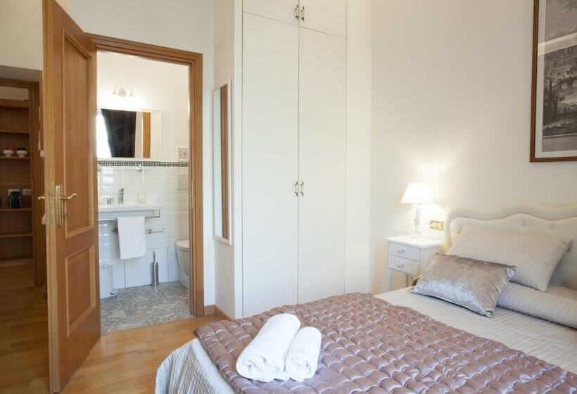 חדר דלוקס, Innsiderome