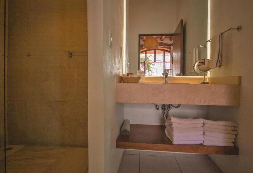 غرفة ديلوكس سرير كينج, Nana Vida Hotel Oaxaca