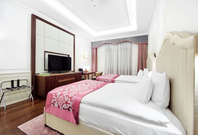 اتاق سوپریور, Sberbank Corporate Center