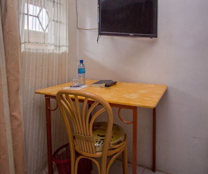 اتاق استاندارد, Sunshine Hotel Tengecha