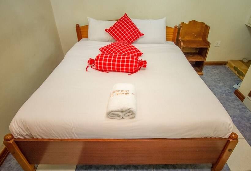 اتاق استاندارد, Sunshine Hotel Tengecha