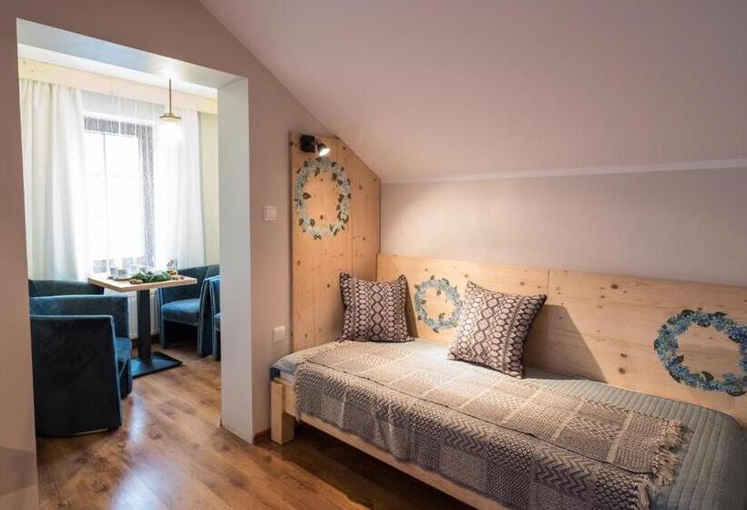 اتاق استاندارد چهار تخته, Willa Pokusa