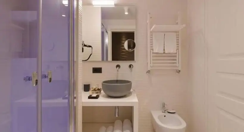 اتاق لوکس, Rhea Silvia Luxury Navona