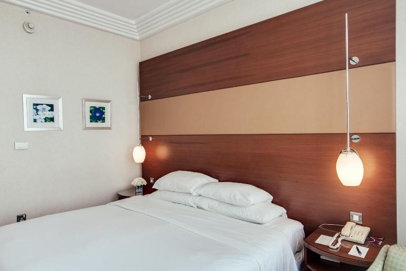 带共用卧室公用房间的床, Choice Backpackers