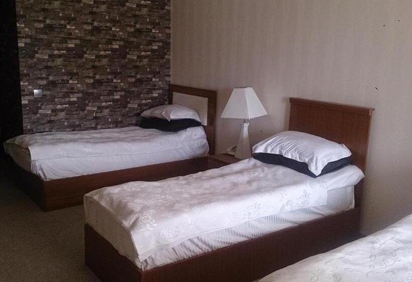 اتاق استاندارد سه نفره, Palm Beach