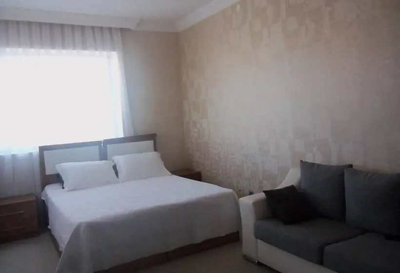 اتاق استاندارد سه نفره, Palm Beach
