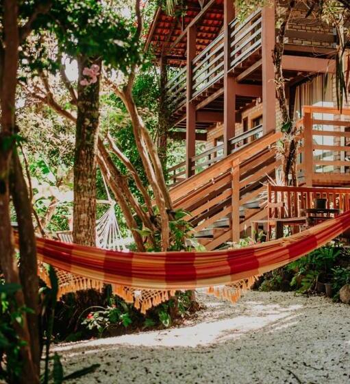 سوئیت با بالکن, Pousada Praia De Bombinhas