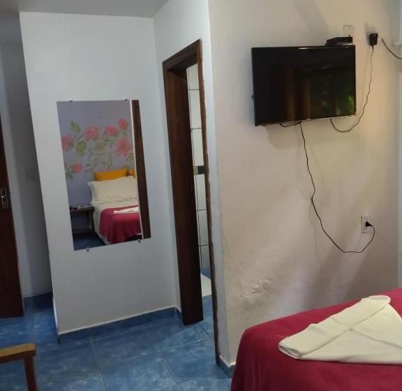 سوییت, Pousada Praia De Bombinhas