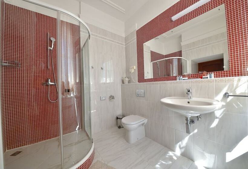 اتاق لوکس, Rachmaninoff