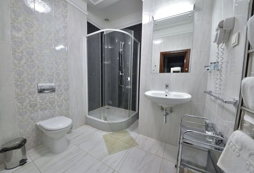 اتاق راحتی, Rachmaninoff