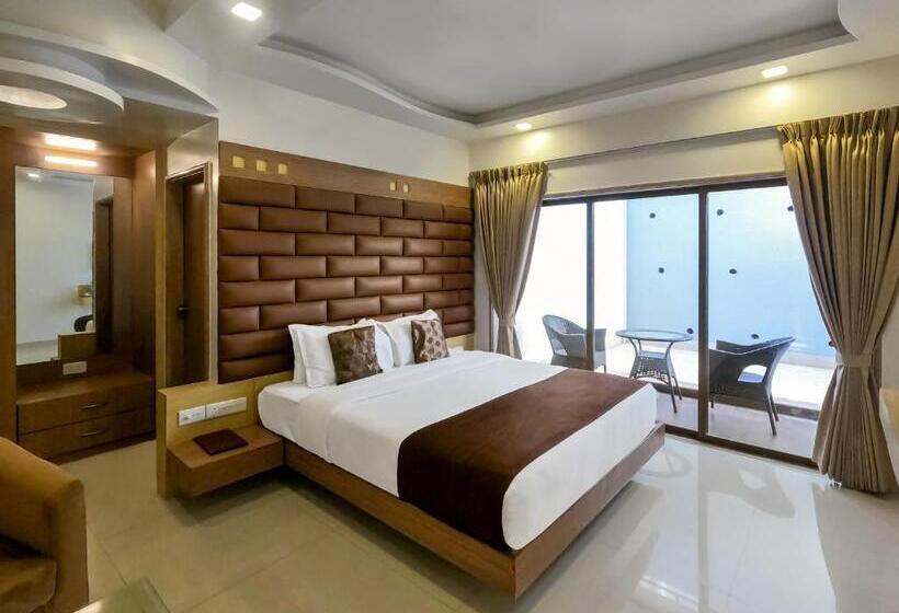 חדר סופריור, Sterling Panchgani