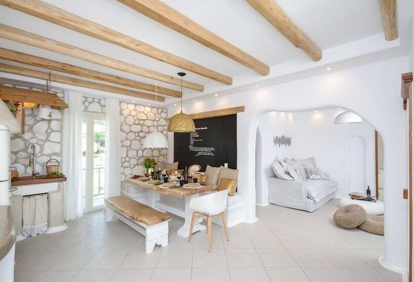 Номер Стандарт, Naxos Euphoria Suites