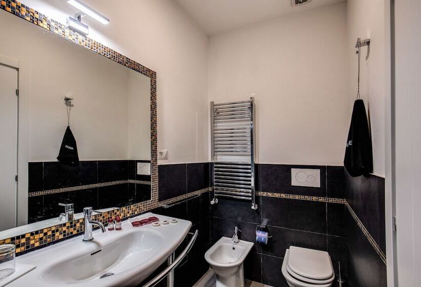 اتاق لوکس سه تخته, La Foresteria Luxury Suites