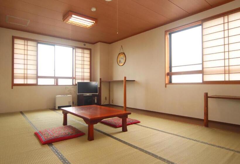 اتاق استاندارد چهار تخته, Star Hotel Akakura