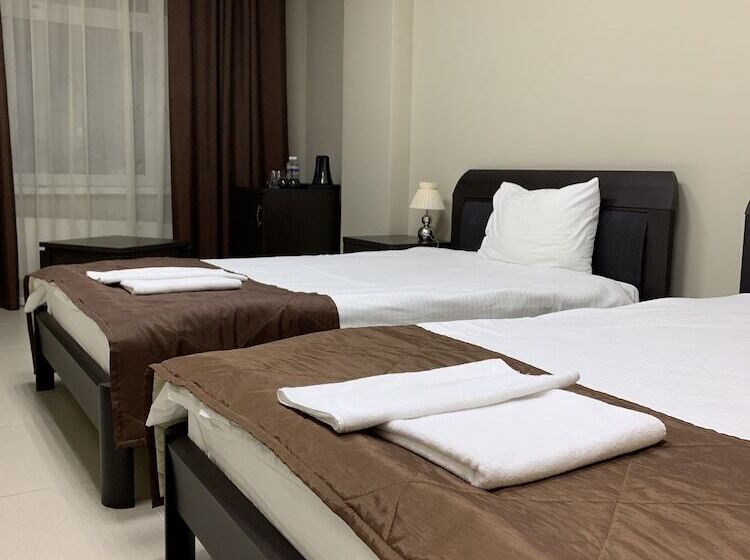 اتاق کلاس بیزنس, Business Hall