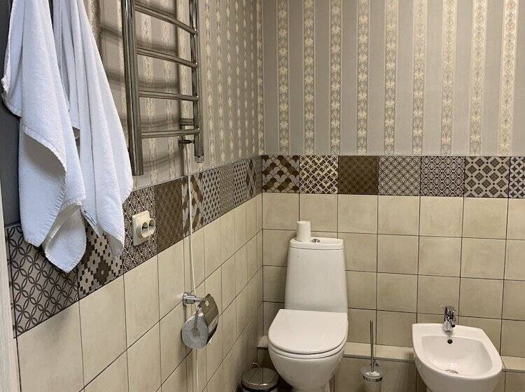 اتاق لوکس, Business Hall