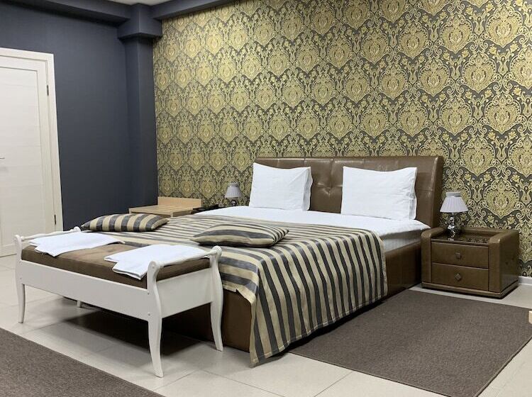 اتاق لوکس, Business Hall