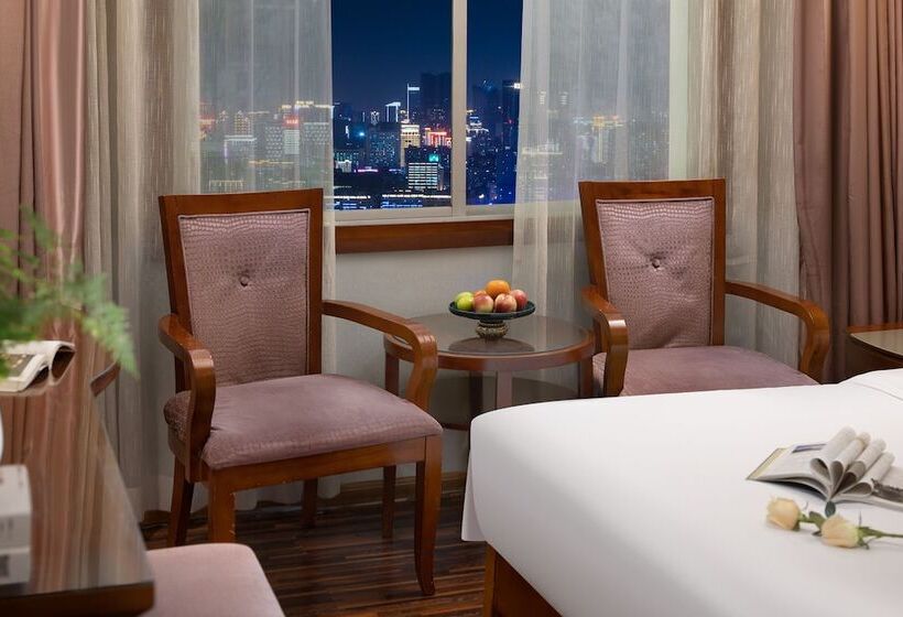 Bisneshuone, Kaiserdom Chain Hotel Changsha West Bus Station