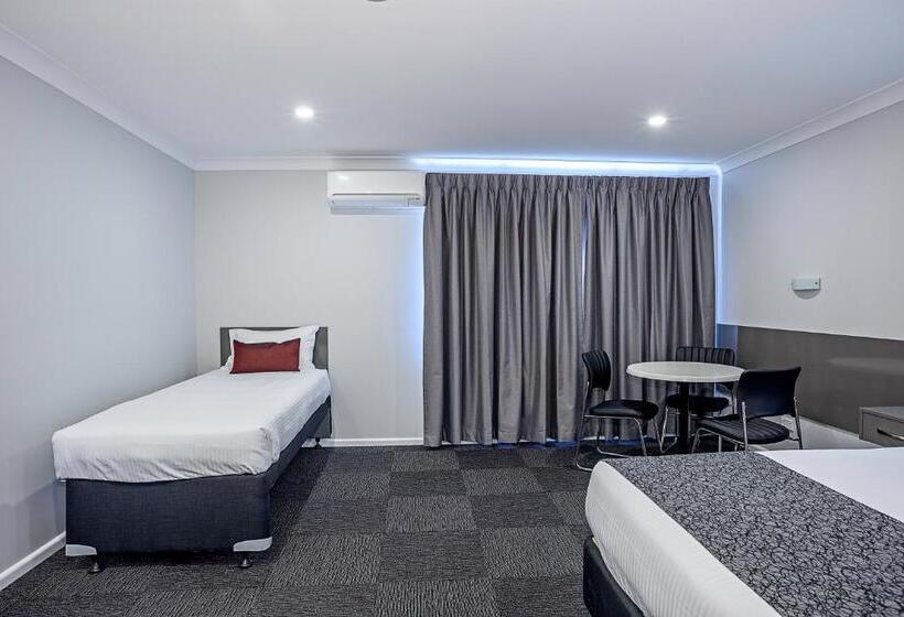 חדר משפחתי דלוקס, Bushman S Motor Inn