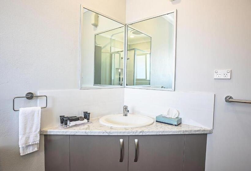 חדר דלוקס, Bushman S Motor Inn