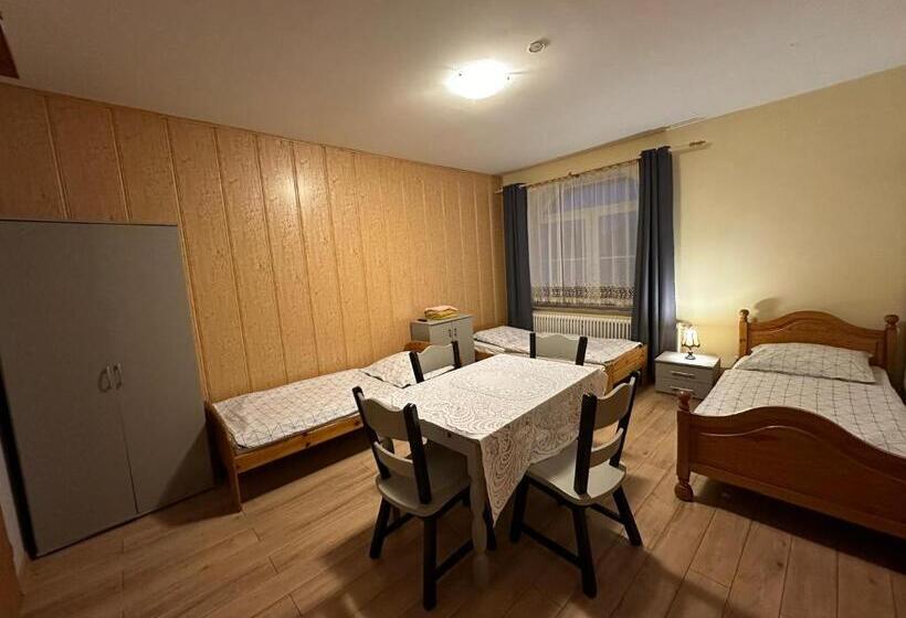 חדר משפחתי קלאסי, Dom Gościnny Gerus