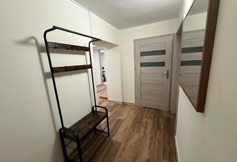 דירת חדר, Dom Gościnny Gerus