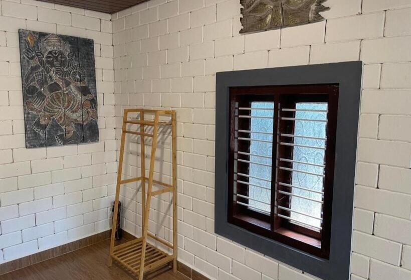 标准间带阳台, Palm Trees Ayurvedic Heritage