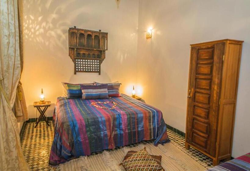 标准三人间, Riad Gzira Fez