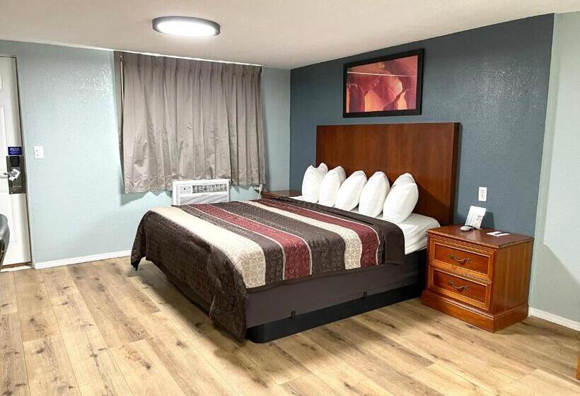 غرفة قياسية سرير كينج, Annie Oakley Motel Oakley