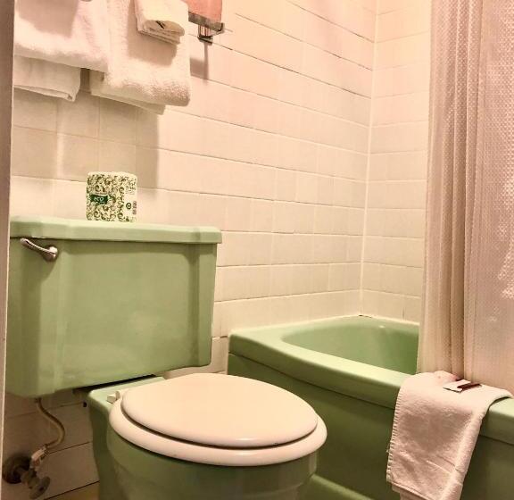 غرفة قياسية, Annie Oakley Motel Oakley